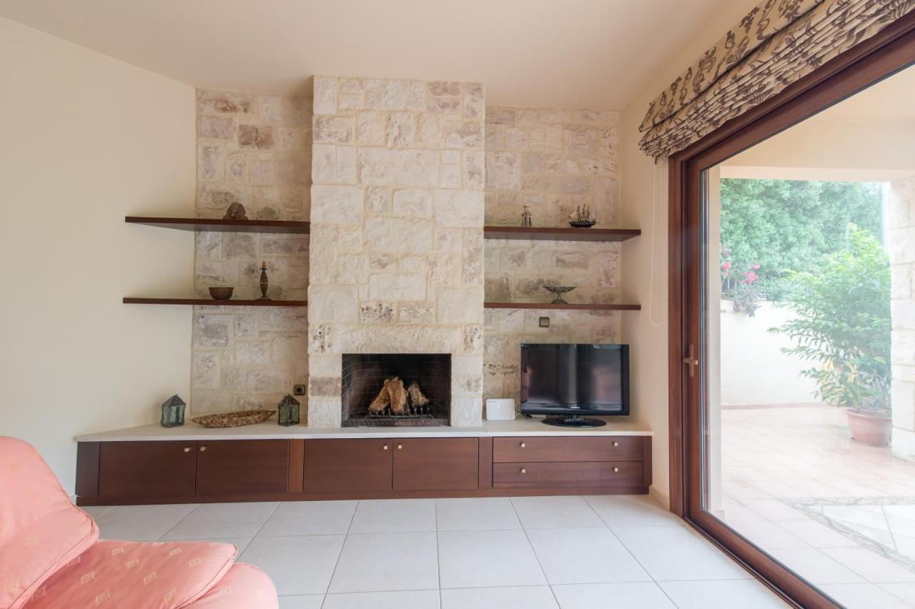 Heraklion Comfy House With Mountain View Exterior foto