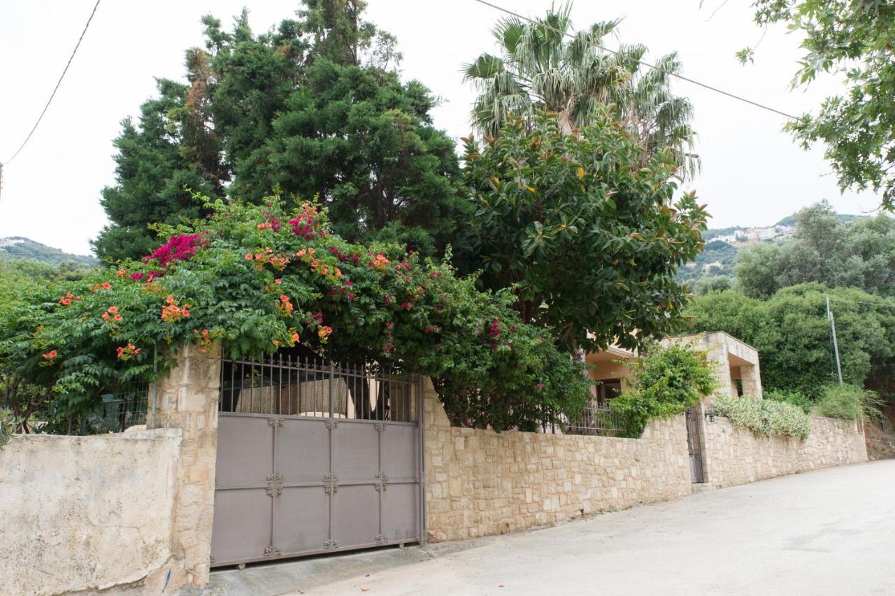 Heraklion Comfy House With Mountain View Exterior foto
