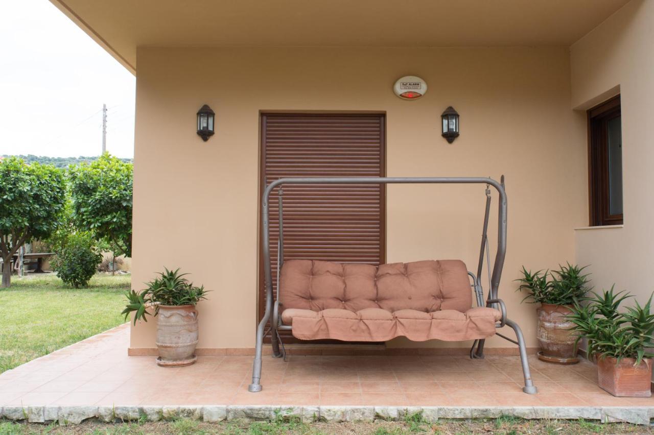Heraklion Comfy House With Mountain View Exterior foto